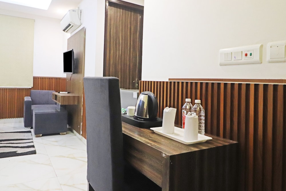 Oyo 10274 Hotel Aamara 17/61