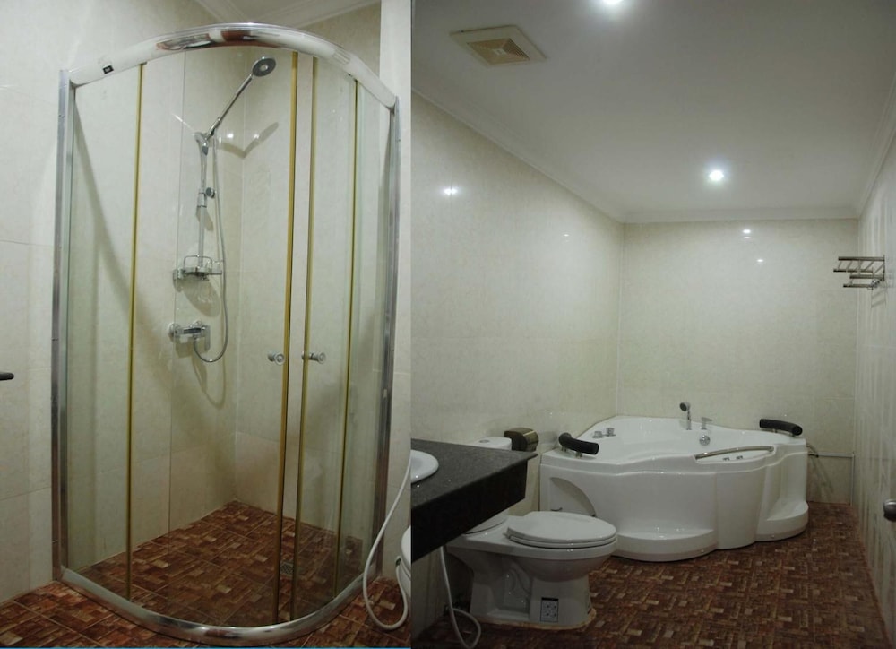 Emerald Bb Battambang Hotel 43/43