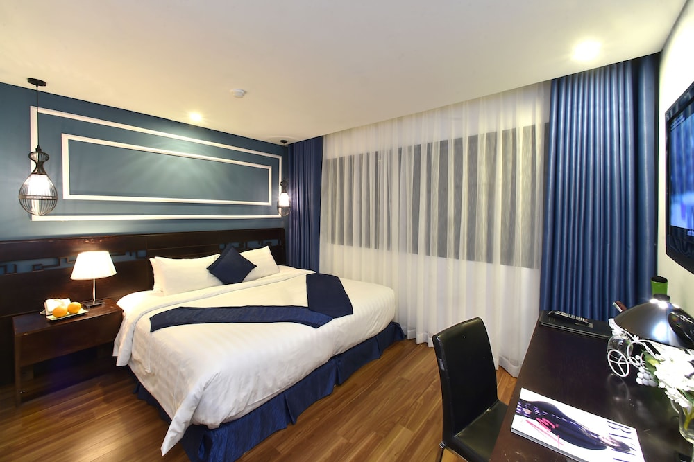 Eternity Hotel 24/46