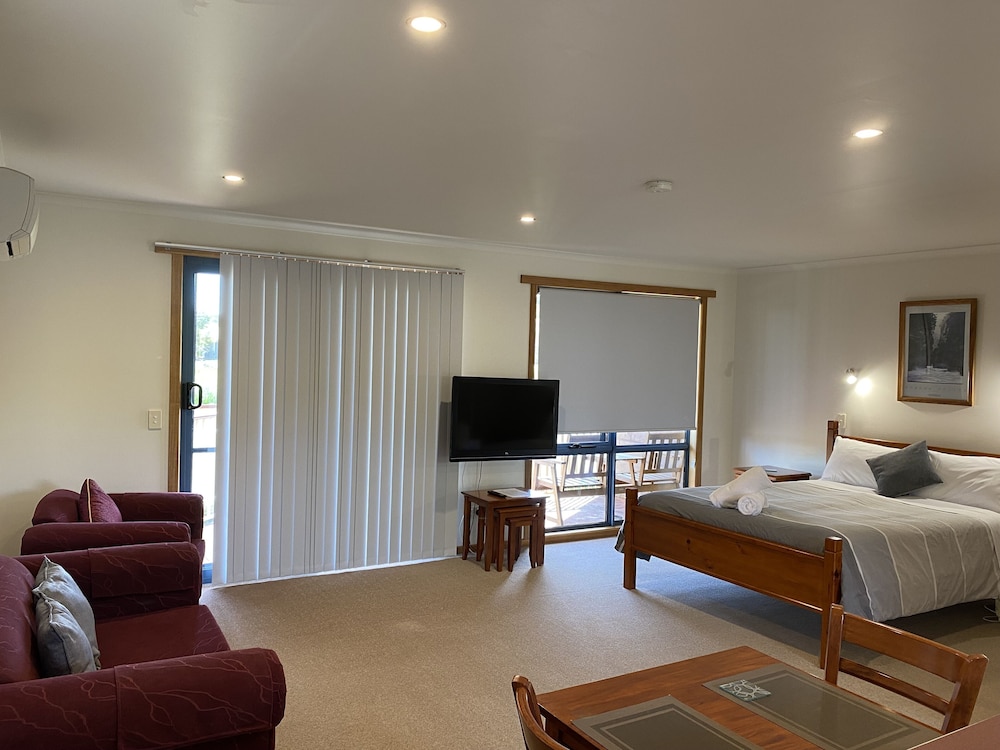 Marsden Court 12/29