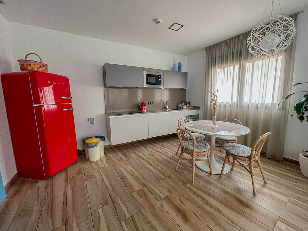 Gran Marina Suites 54/67