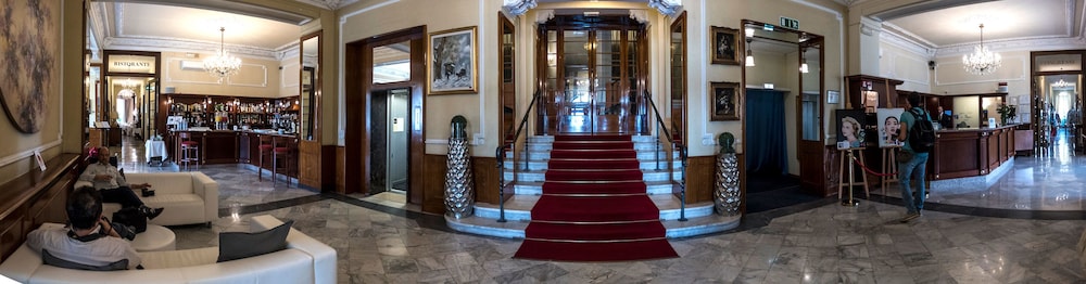 Grand Hotel and Des Anglais photo3