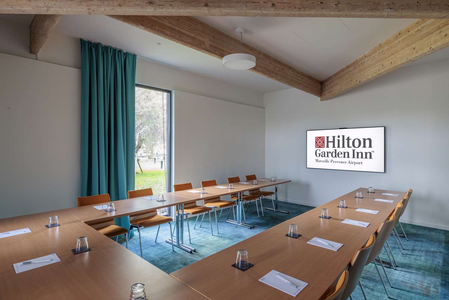 Hilton Garden Inn Marseille Provence Airport 11/12