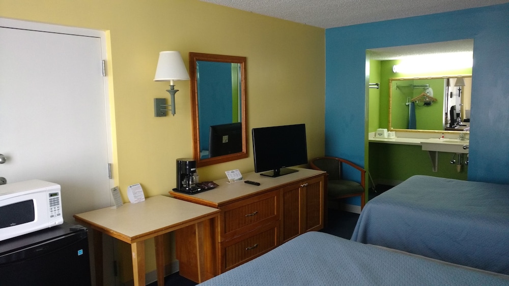 Rodeway Inn Davenport Champions Gate 12/33
