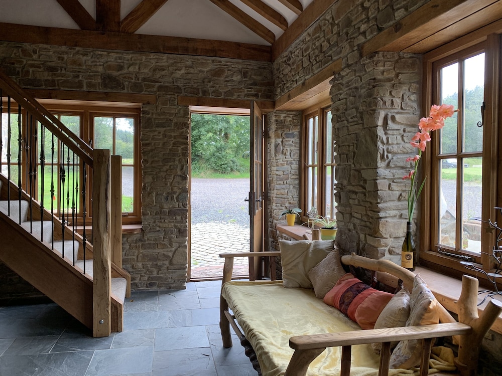 Hay Meadow Farm 23/50