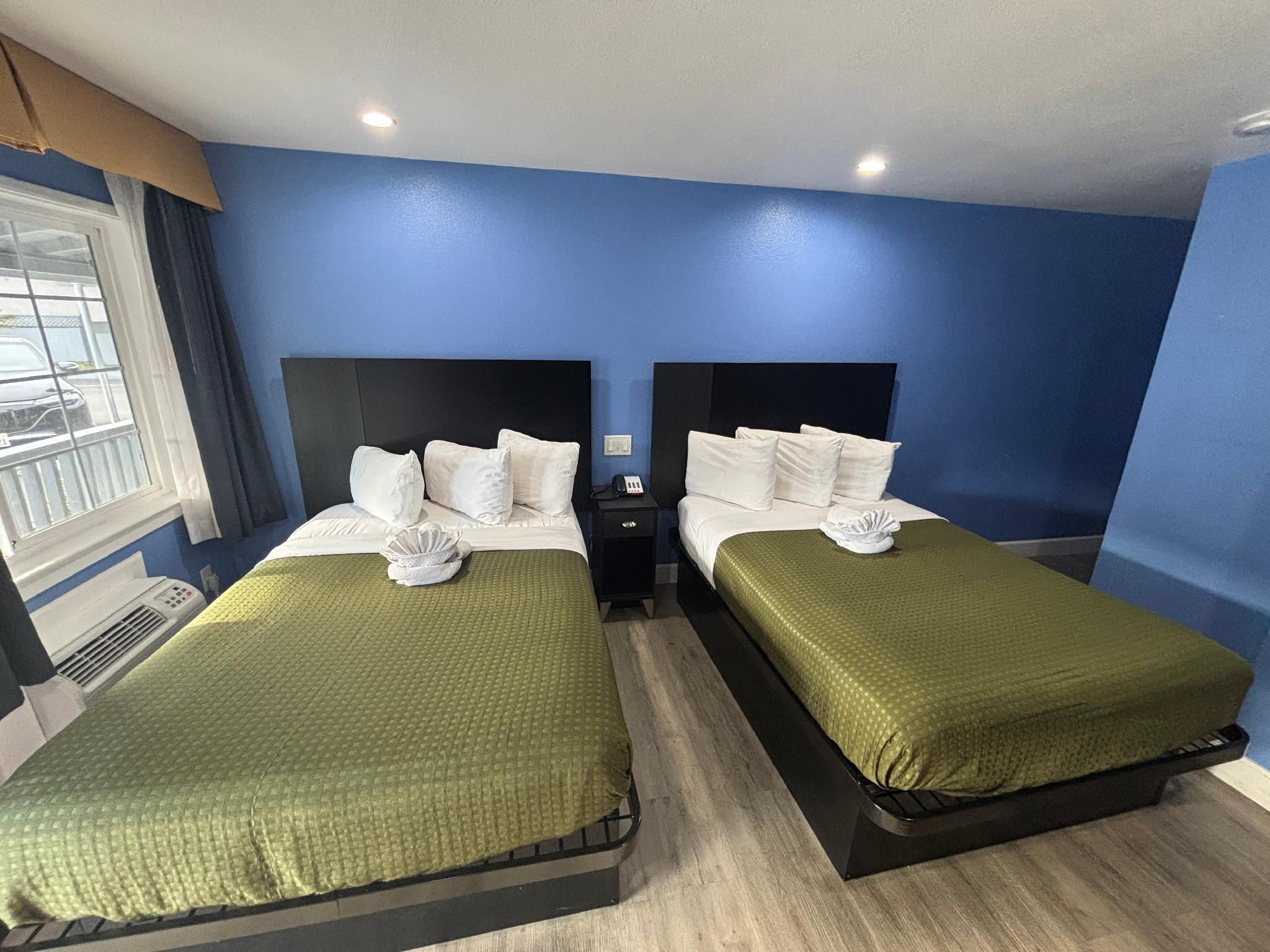 Room, 2 Double Beds