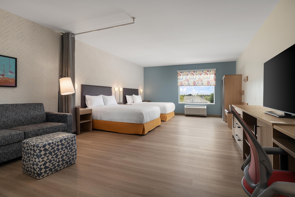 Home2 Suites by Hilton Hazleton 10/43