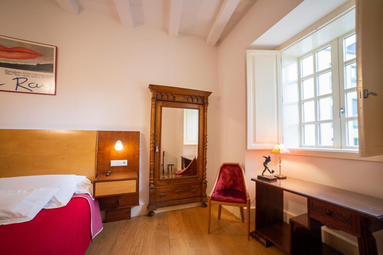 Hotel Monumento Pazo de Orbán e Sangro 17/50