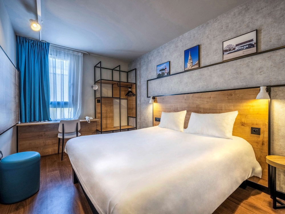 Ibis La Rochelle Vieux Port 9/64