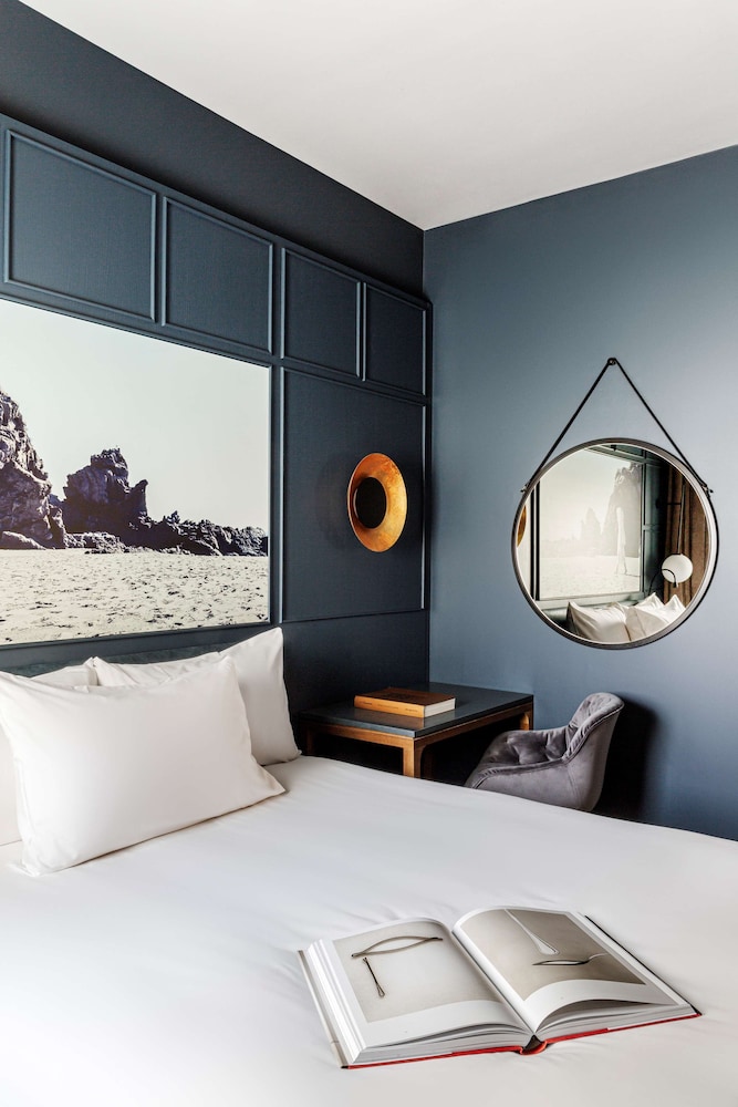 RADISSON BLU MADRID PRADO 29/74