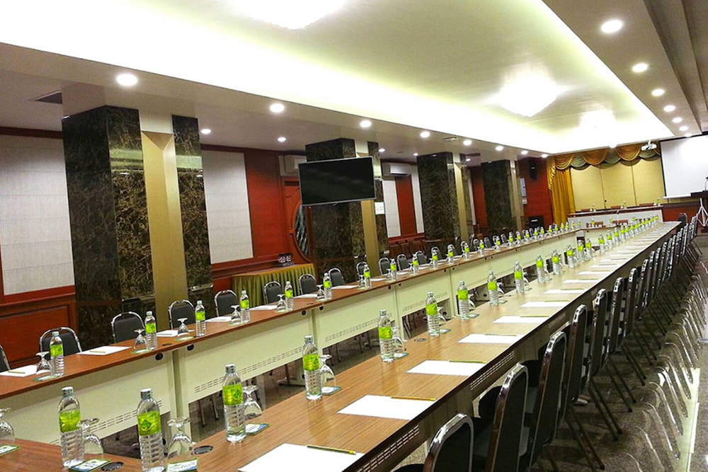 Nartsiri Residence And Hotel 31/35