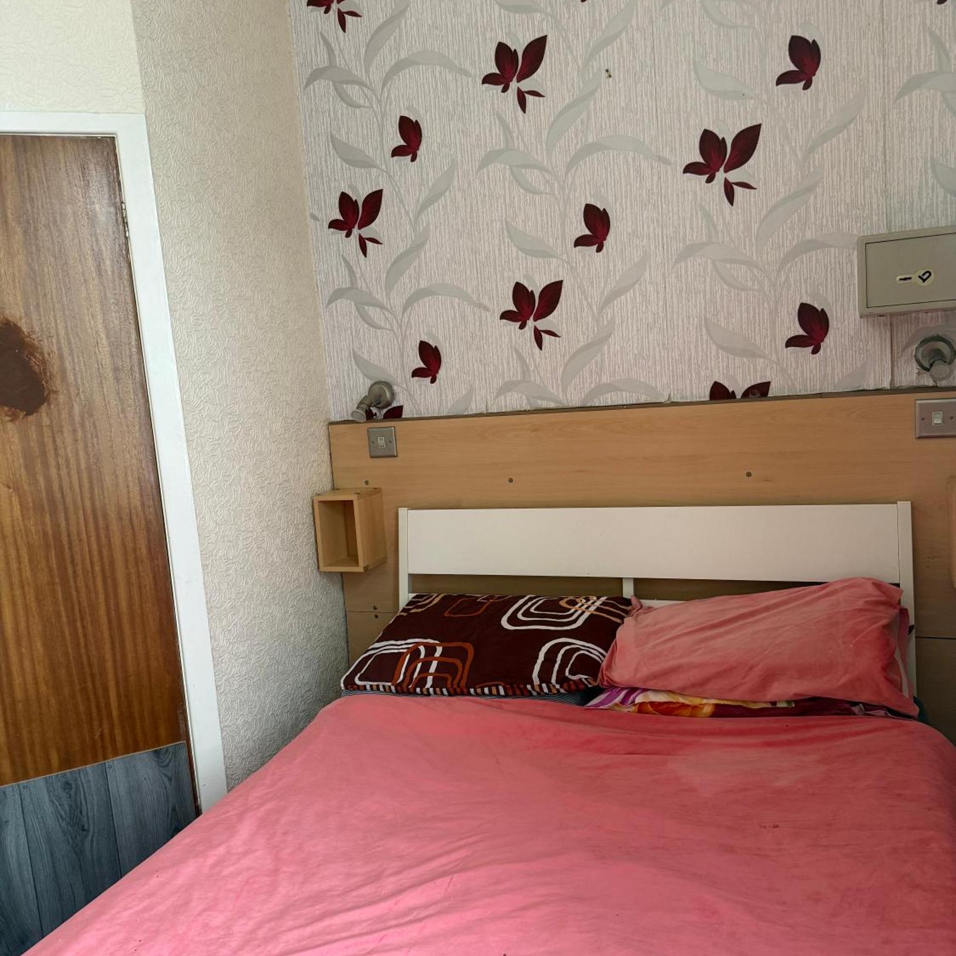 Compact Double Room، The Hawkes Hotel 4/7