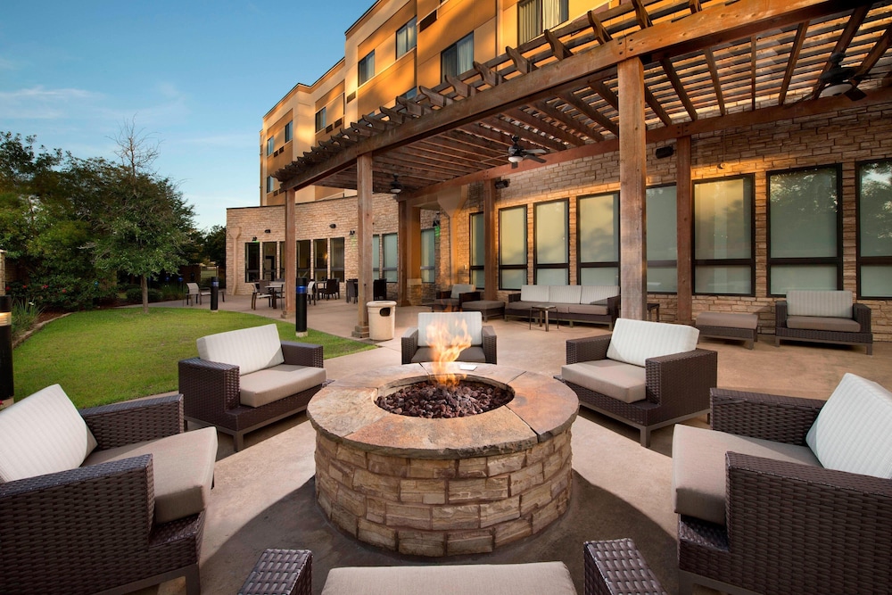 Courtyard Lufkin 39/47
