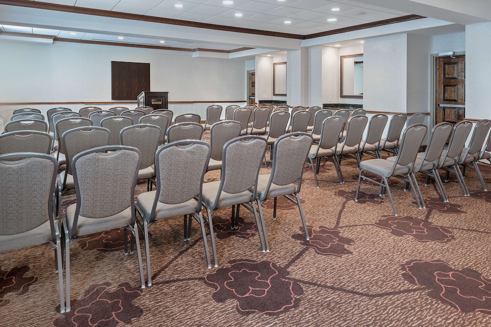 Hilton Garden Inn San Antonio Airport Hotel 52/59