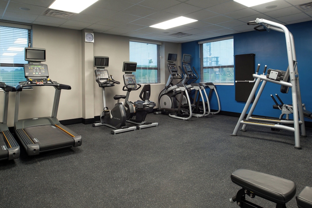 Four Points by Sheraton Omaha Midtown 8/20