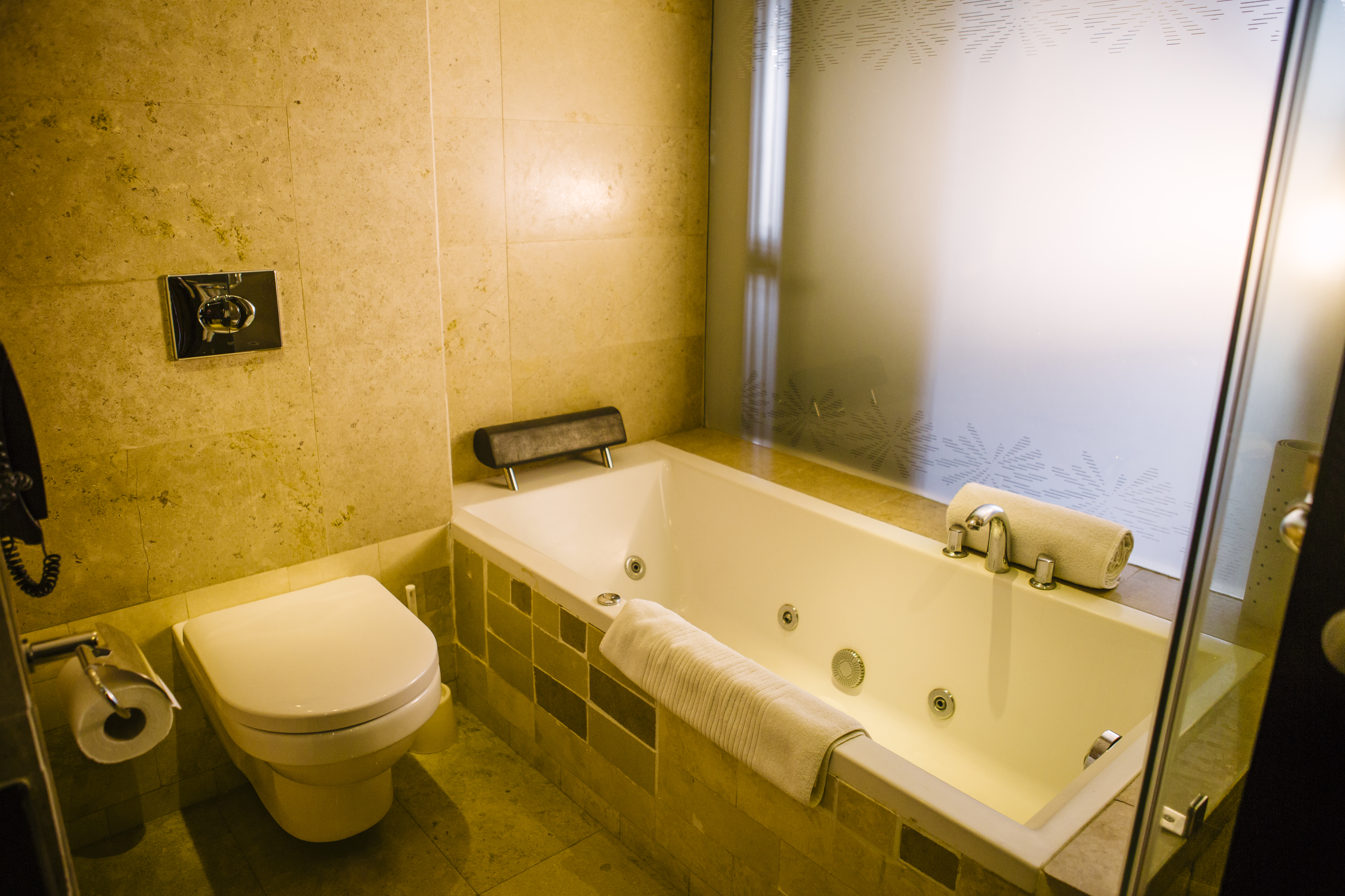 Business, Suite, The Boma Nairobi 2/2