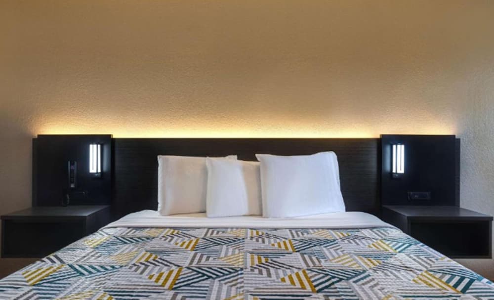 Motel6 Buttonwillow, CA - Central 27/50
