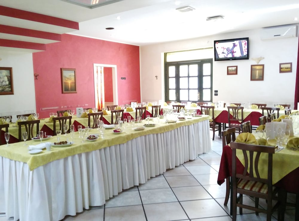 Hotel Ristorante La Mimosa 33/50