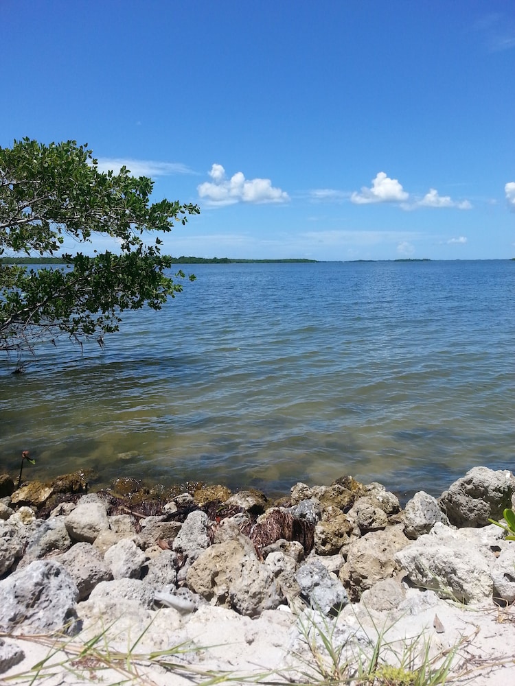 Resort Harbour Properties 35/50