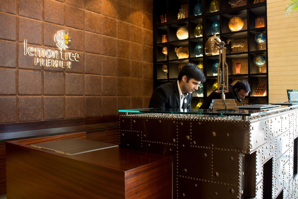 Lemon Tree Premier City Center Gurgaon 38/53