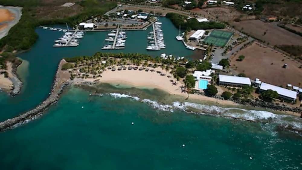 Tamarind Reef Resort Spa & Marina 38/50