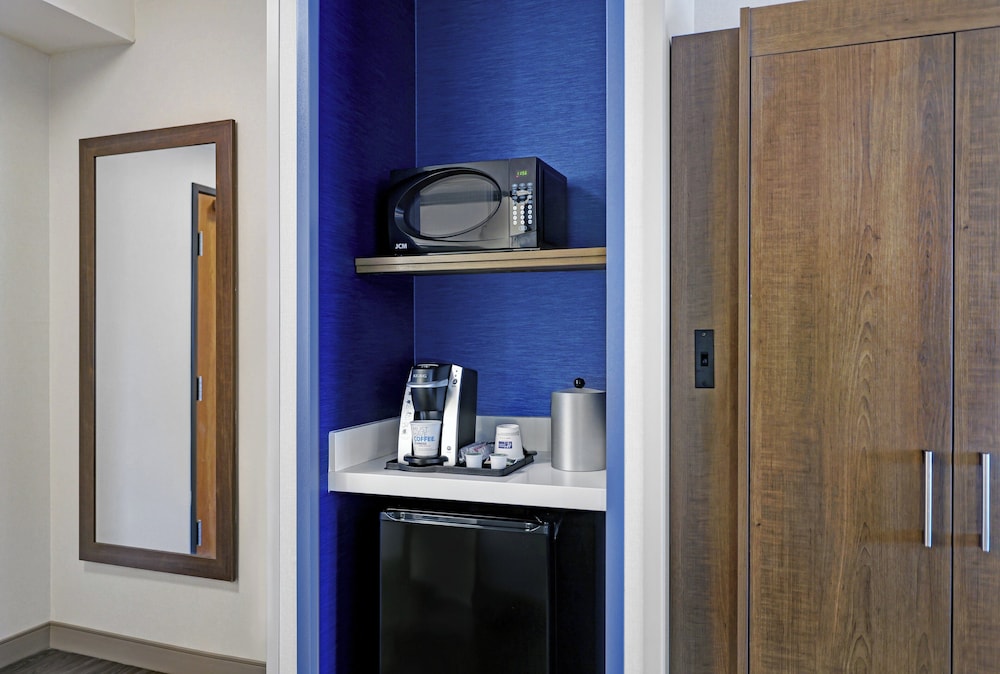 Holiday Inn Express Hotel And Suites Newport 31/76