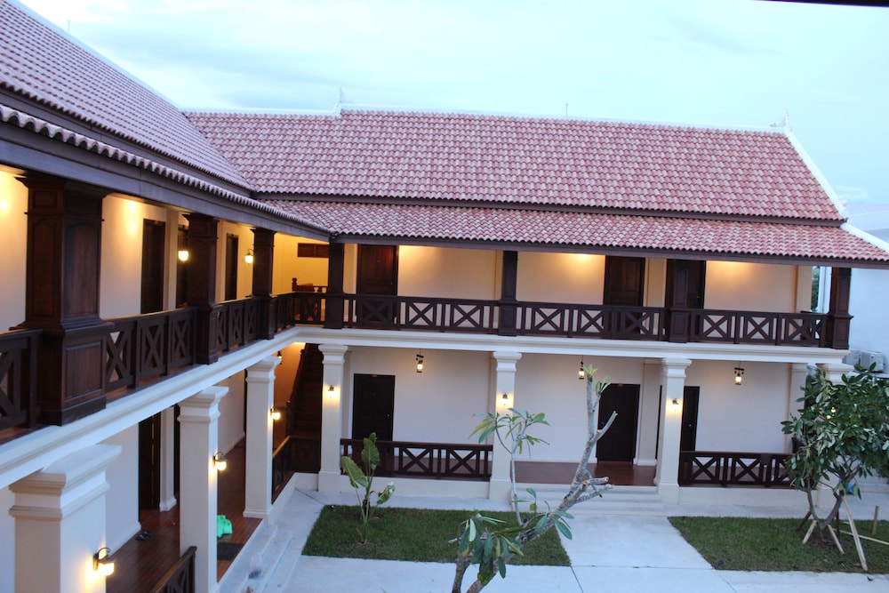 Luang Prabang Legend Hotel 3/74
