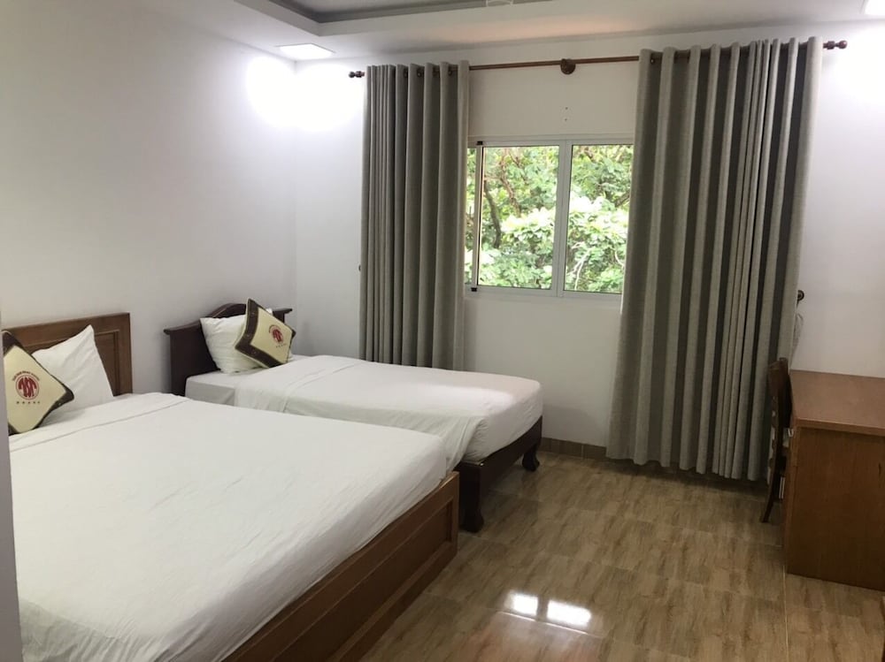 Tan Son Nhat Con Dao Resort 32/69