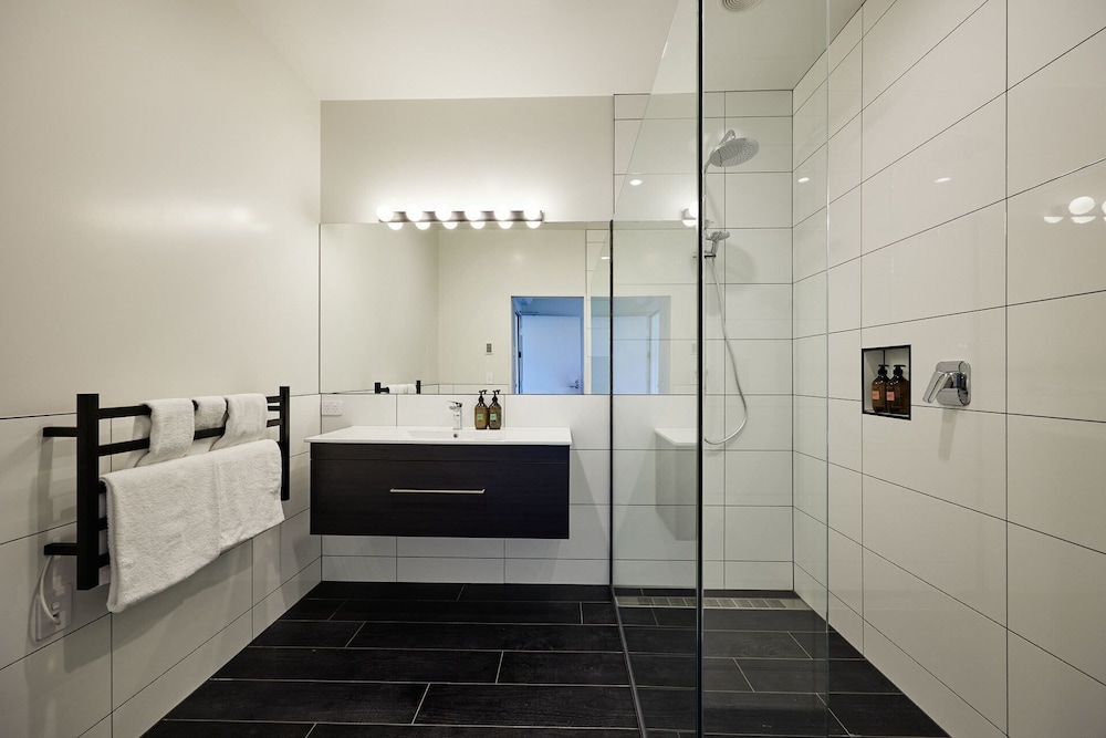 Koura Bay Resort 4/50