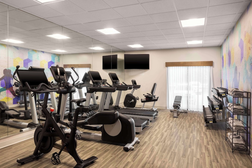 Hyatt Place Chantilly Dulles Airport South 28/58