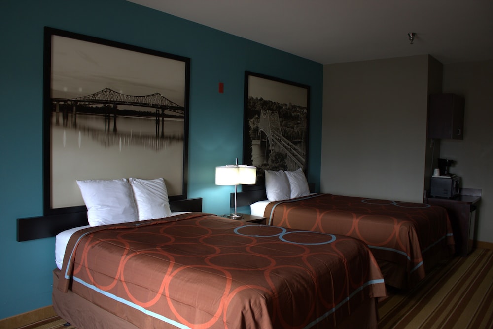 Super 8 by Wyndham Rainsville 7/23