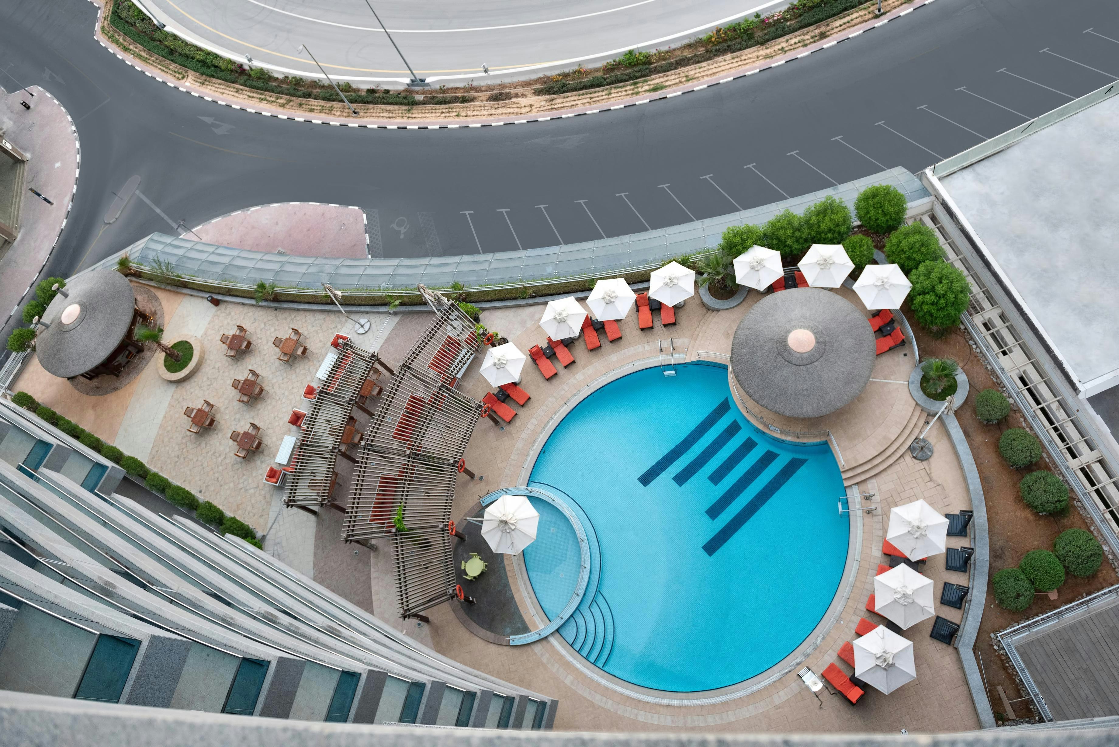 Copthorne Hotel Dubai 8/70