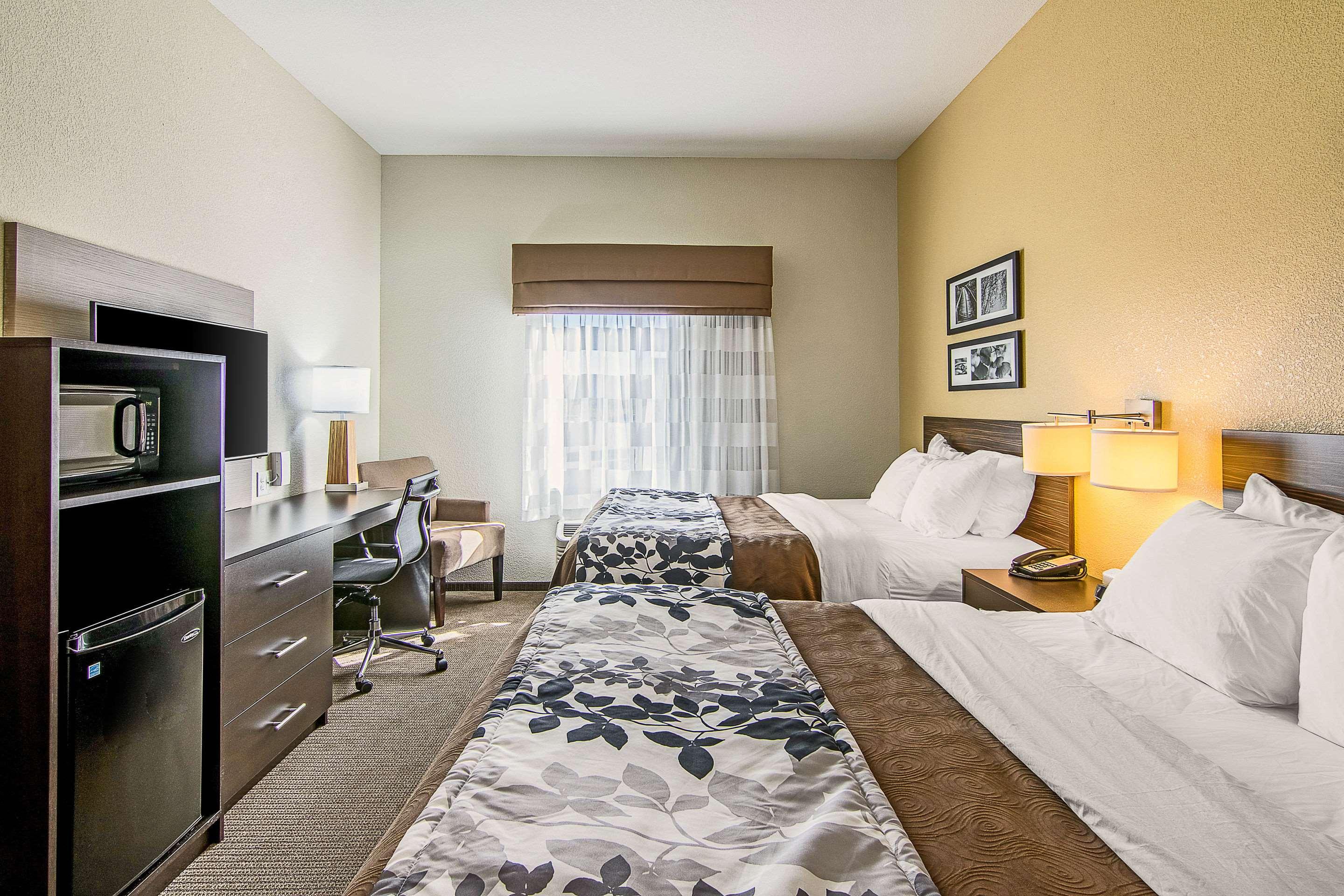 ROOM, 2 QUEEN BEDS