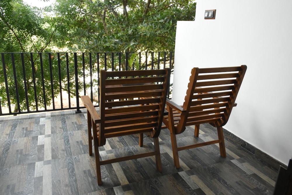 Hotel Freedom Village 14/20