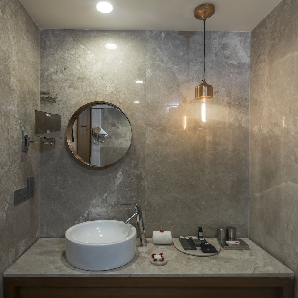 Premium, King Bed, The Park Navi Mumbai 3/3