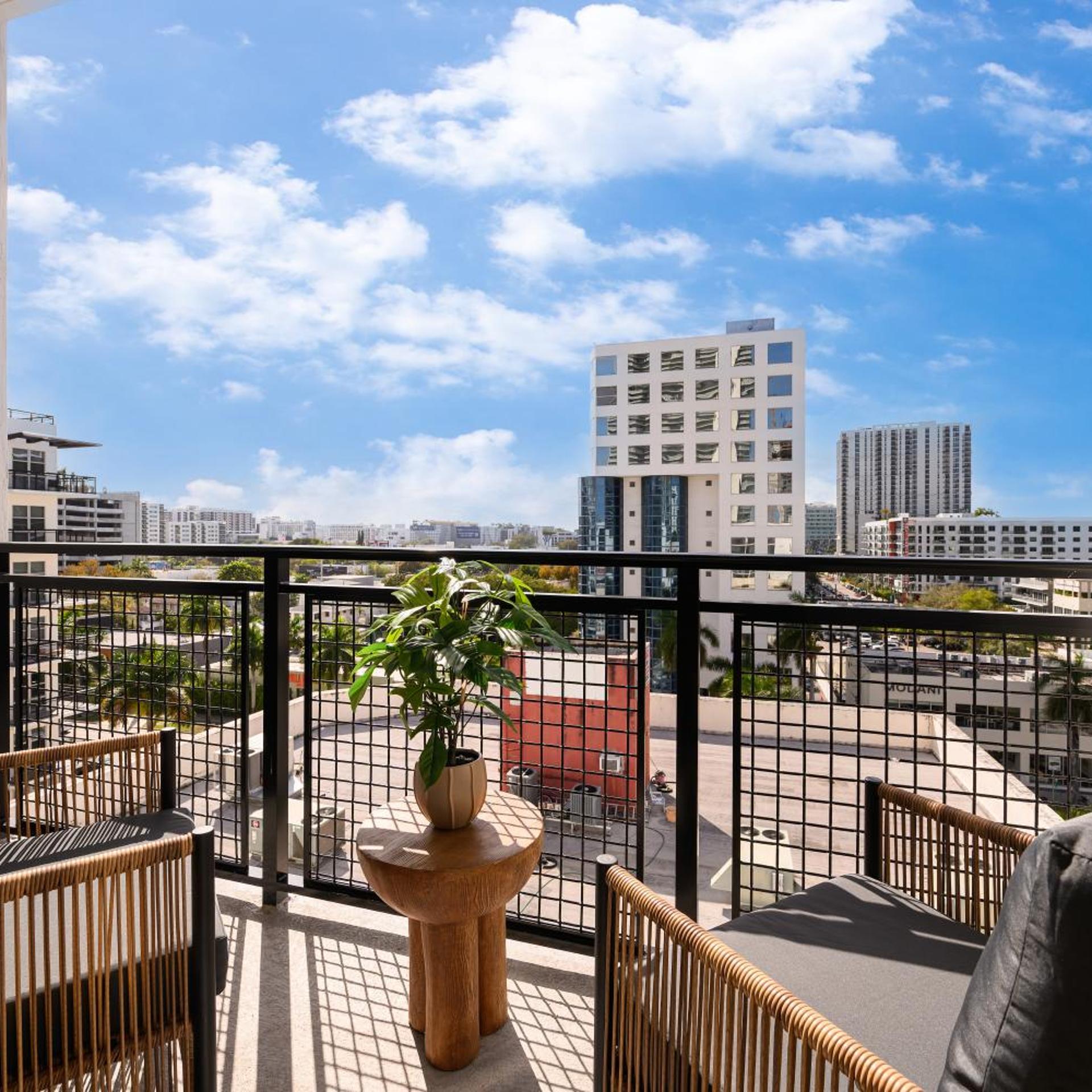 Sense28 Edgewater, an AvantStay Hotel 12/49