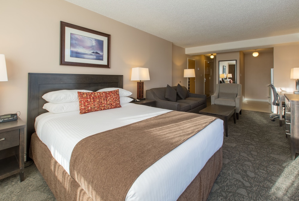 Embassy Inn 12/46