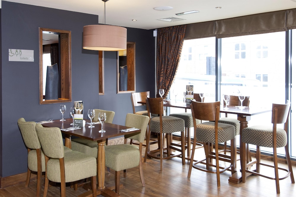 Premier Inn Maidstone Town Centre 37/52