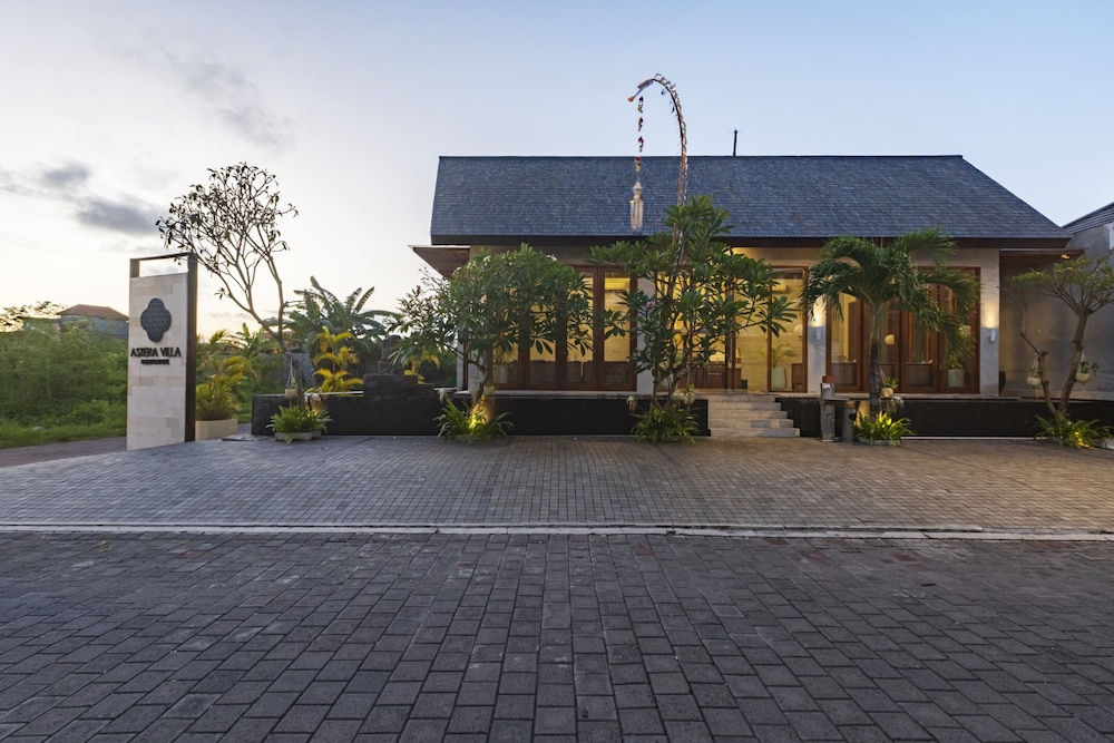 Astera Villa Seminyak by Ini Vie Hospitality 40/48