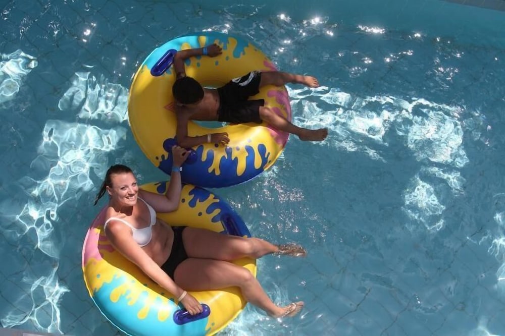 Marlita Beach Hotel Apartments 33/50