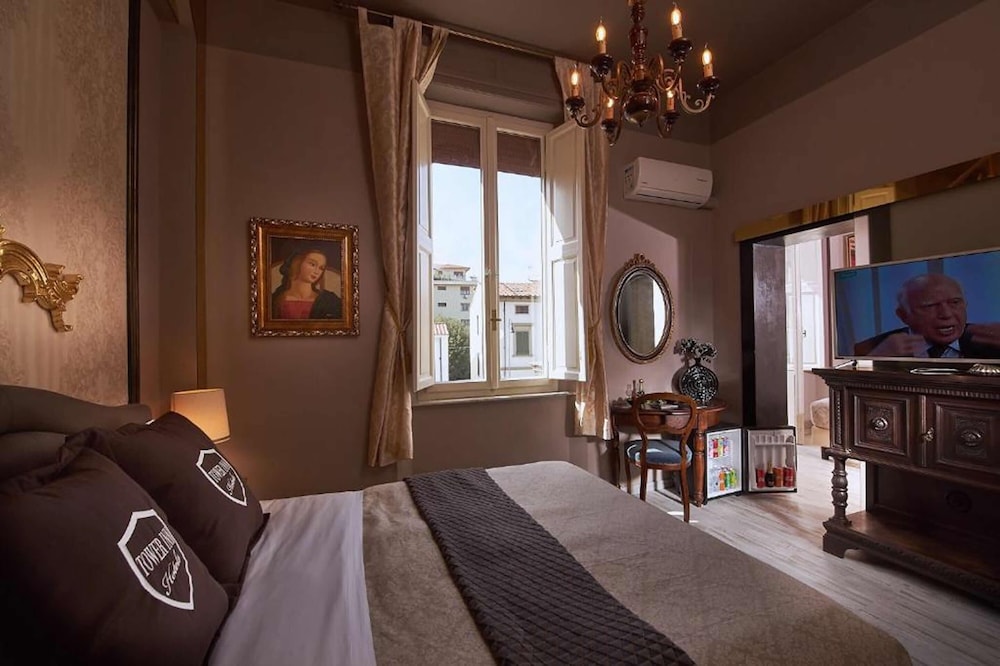 VILLA TOWER INN 25/73