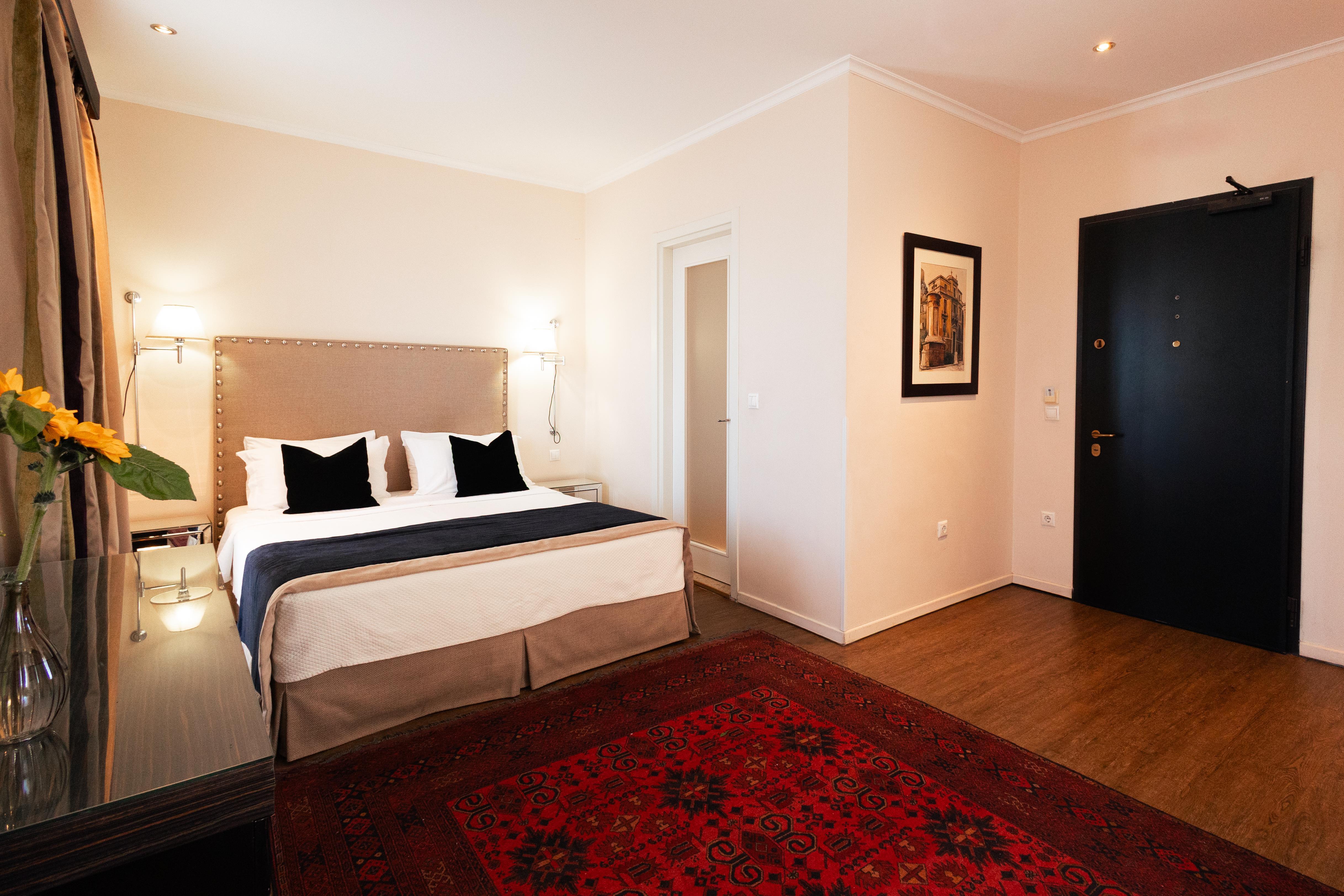 Executive, King Bed, Lycabettus View, Balcony