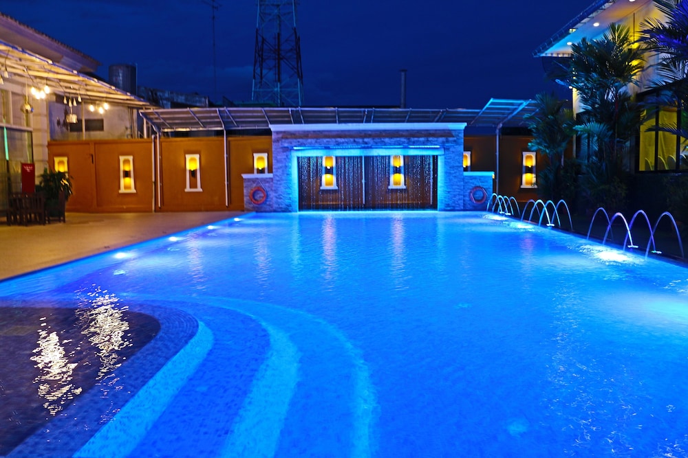 RueanPhae Royal Park Hotel 9/50