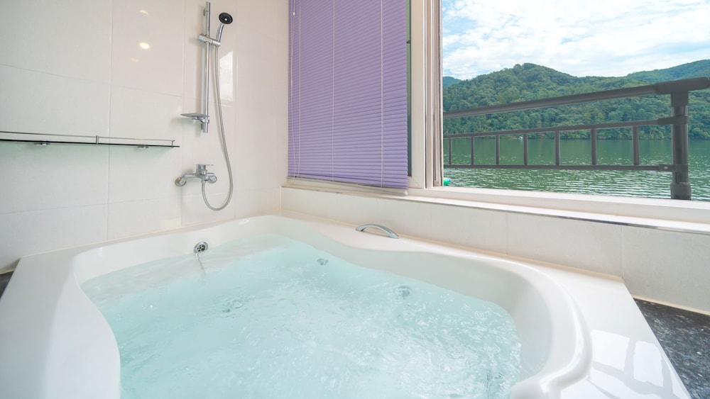 Gapyeong Rialto Pension 25/50