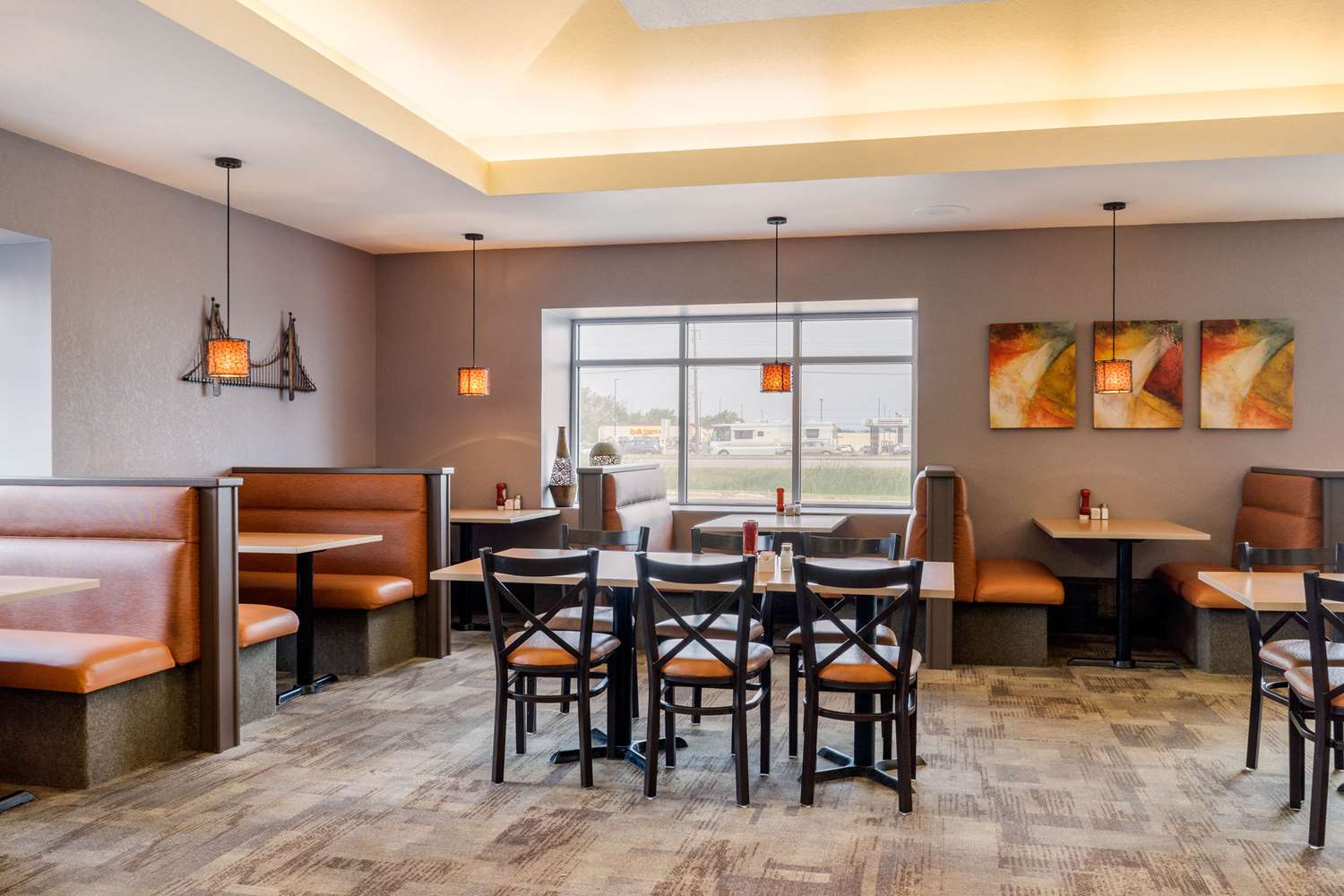 Quality Inn & Suites Winkler, MB 8/19