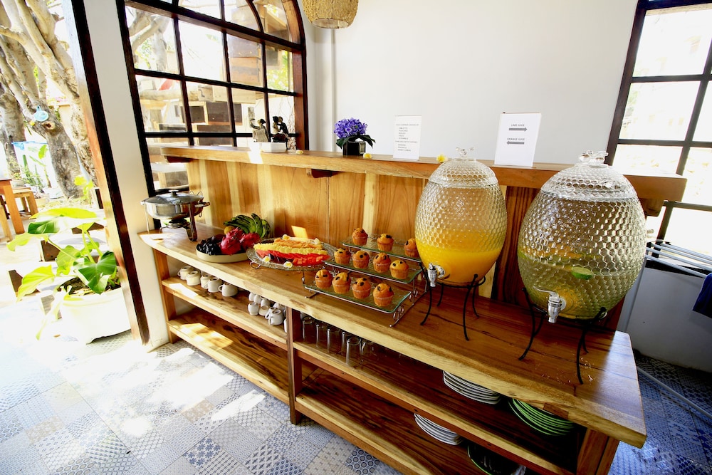 Gili Breeze Tropical Bungalows 30/58