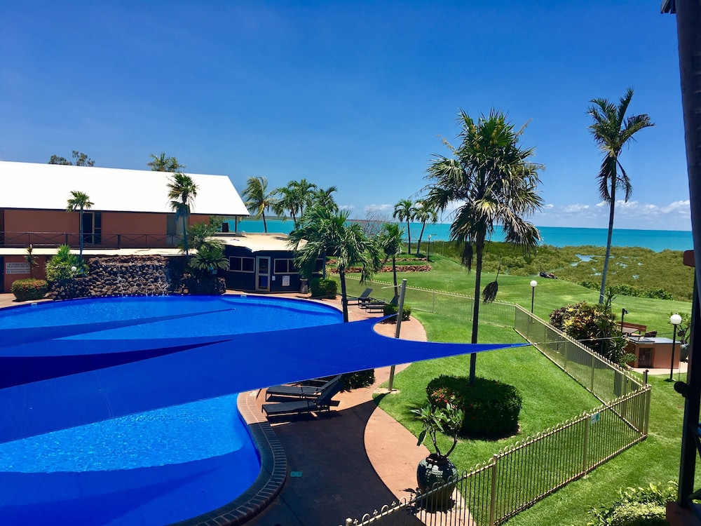 Moonlight Bay Suites 1/41