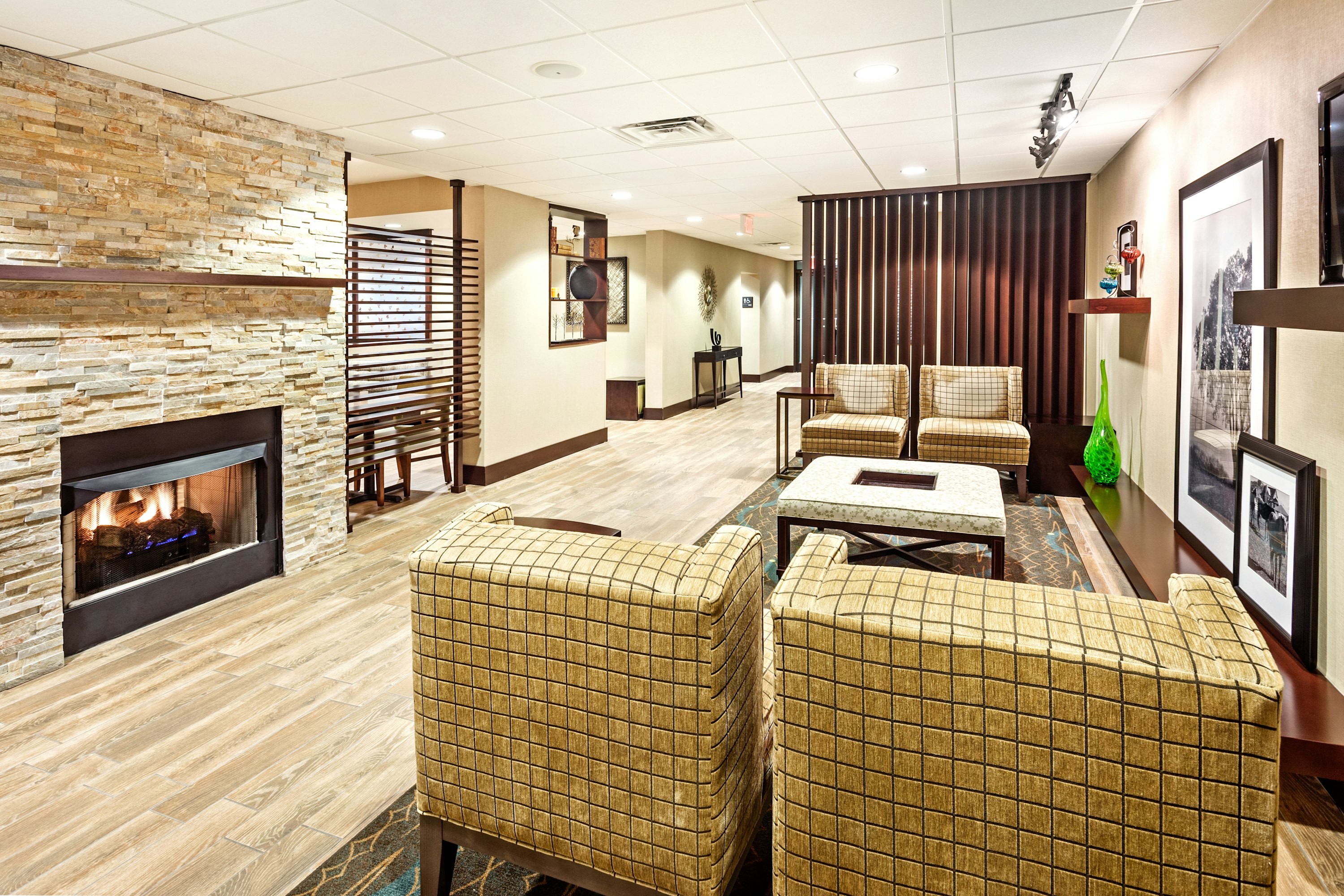 Hampton Inn Hendersonville 26/55