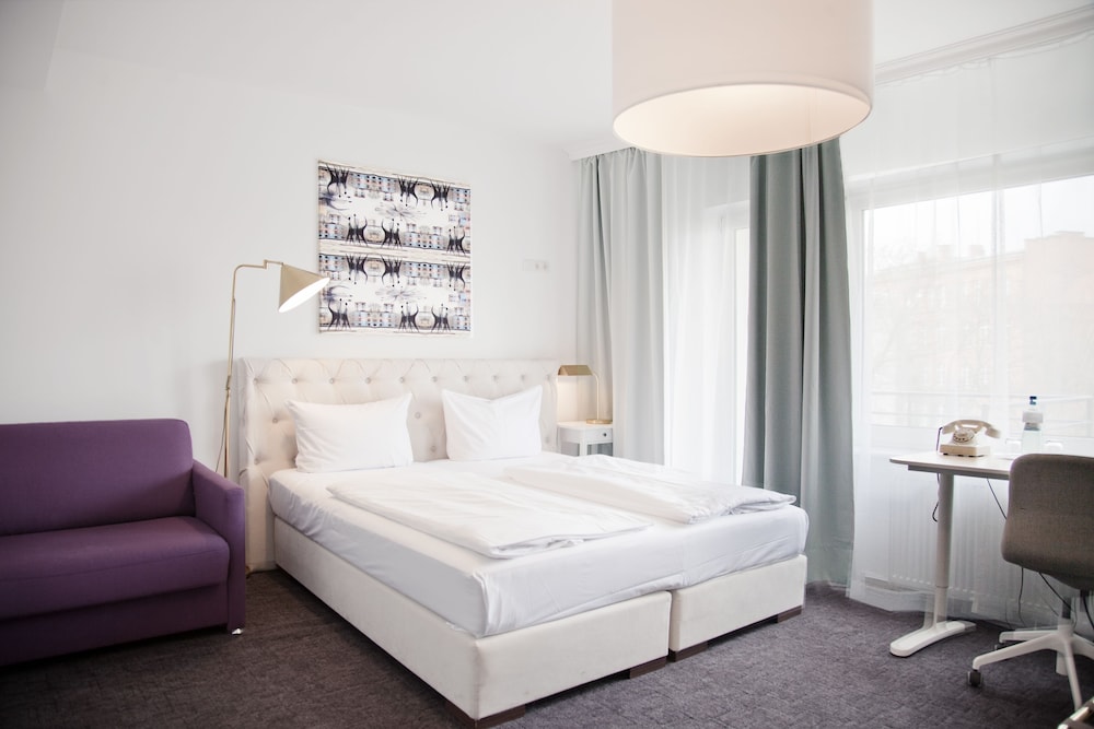 Hotel Les Nations 20/77