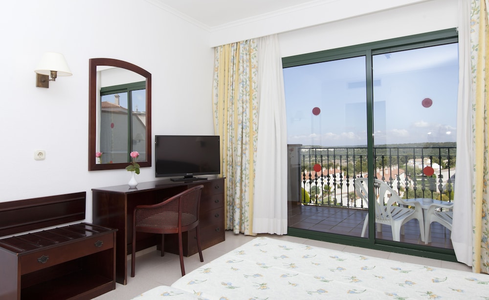 Valentin Son Bou Hotel Apartments 27/85